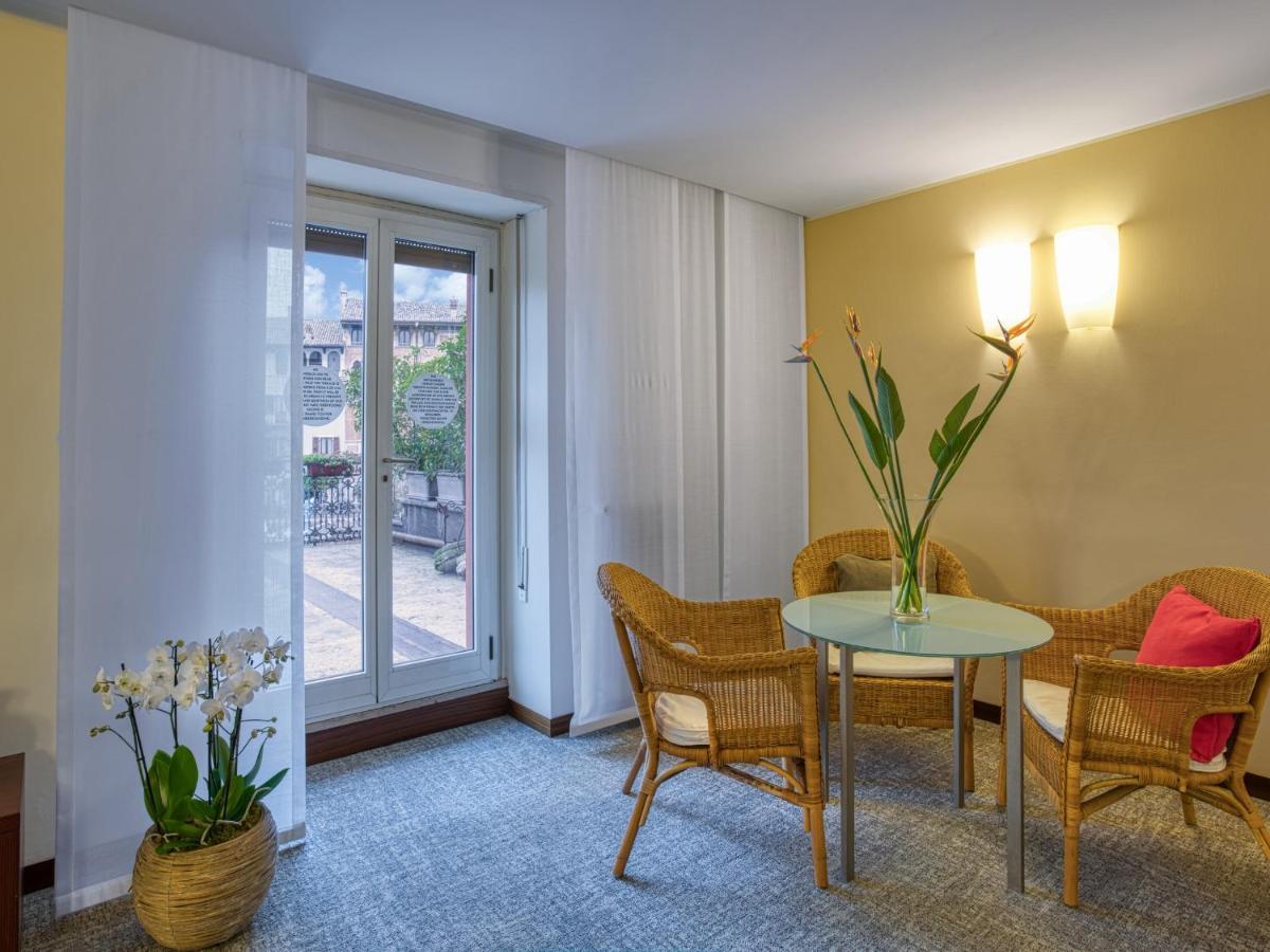 Hotel Piroscafo デセンツァーノ・デル・ガルダ エクステリア 写真